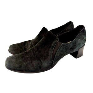 Munro American Women's Size 9N Charcoal Gray Suede Slip-On Heeled Shoes /Boots